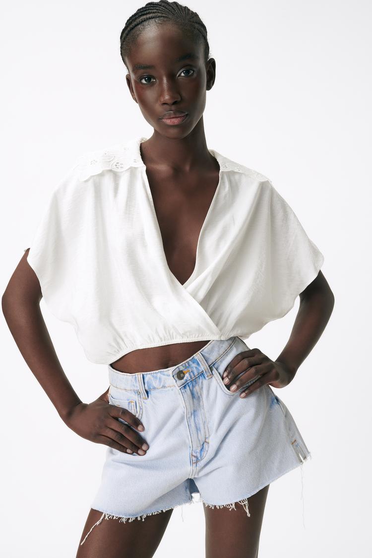 Zara: el top estampado por 5,99 euros y otras prendas rebajadas un 70% 3 Merca2.es Zara