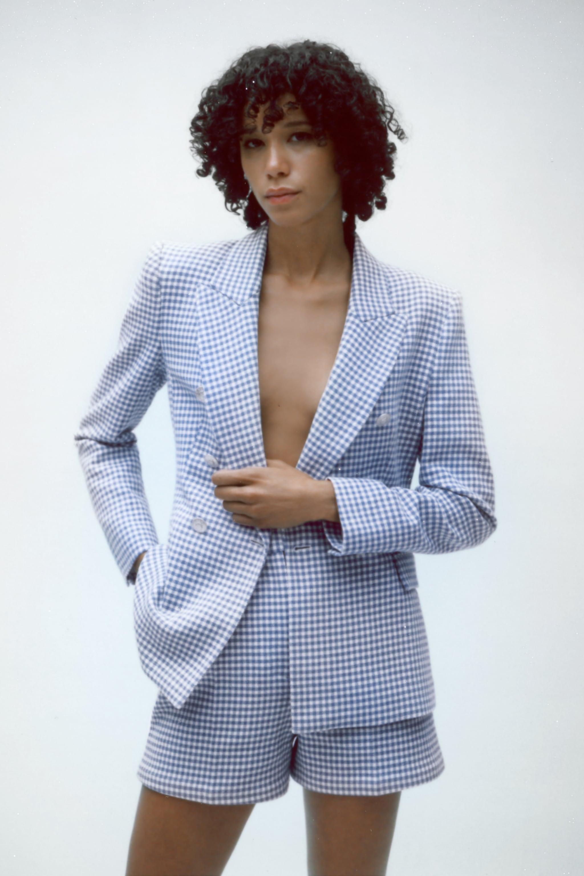HOUNDSTOOTH BLAZER and Buttoned Bermuda Shorts in blue from Zara