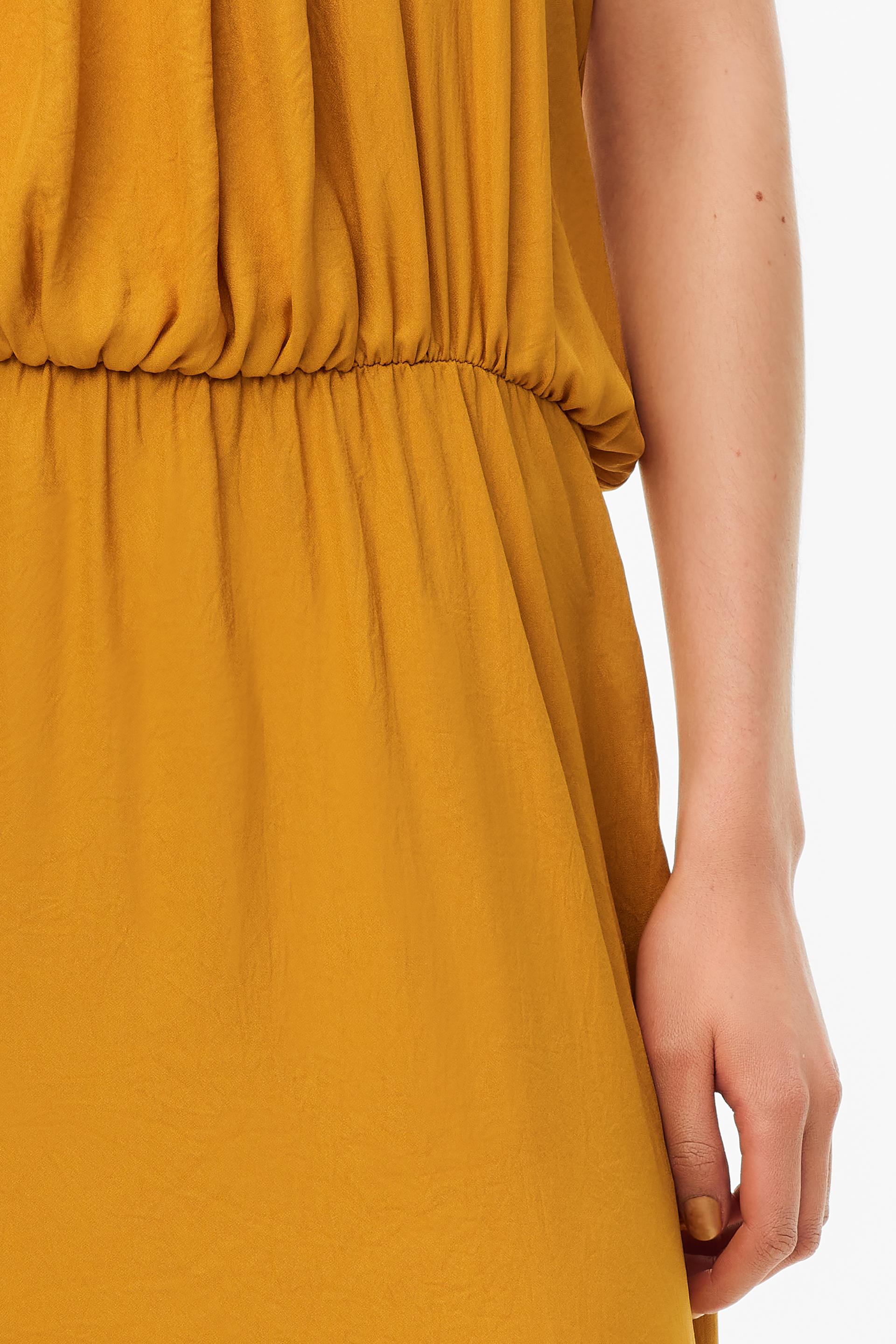 Limited Edition ホルターネックワンピース Zara Japan 日本 Limited Edition ホルターネックワンピース Zara Japan 日本