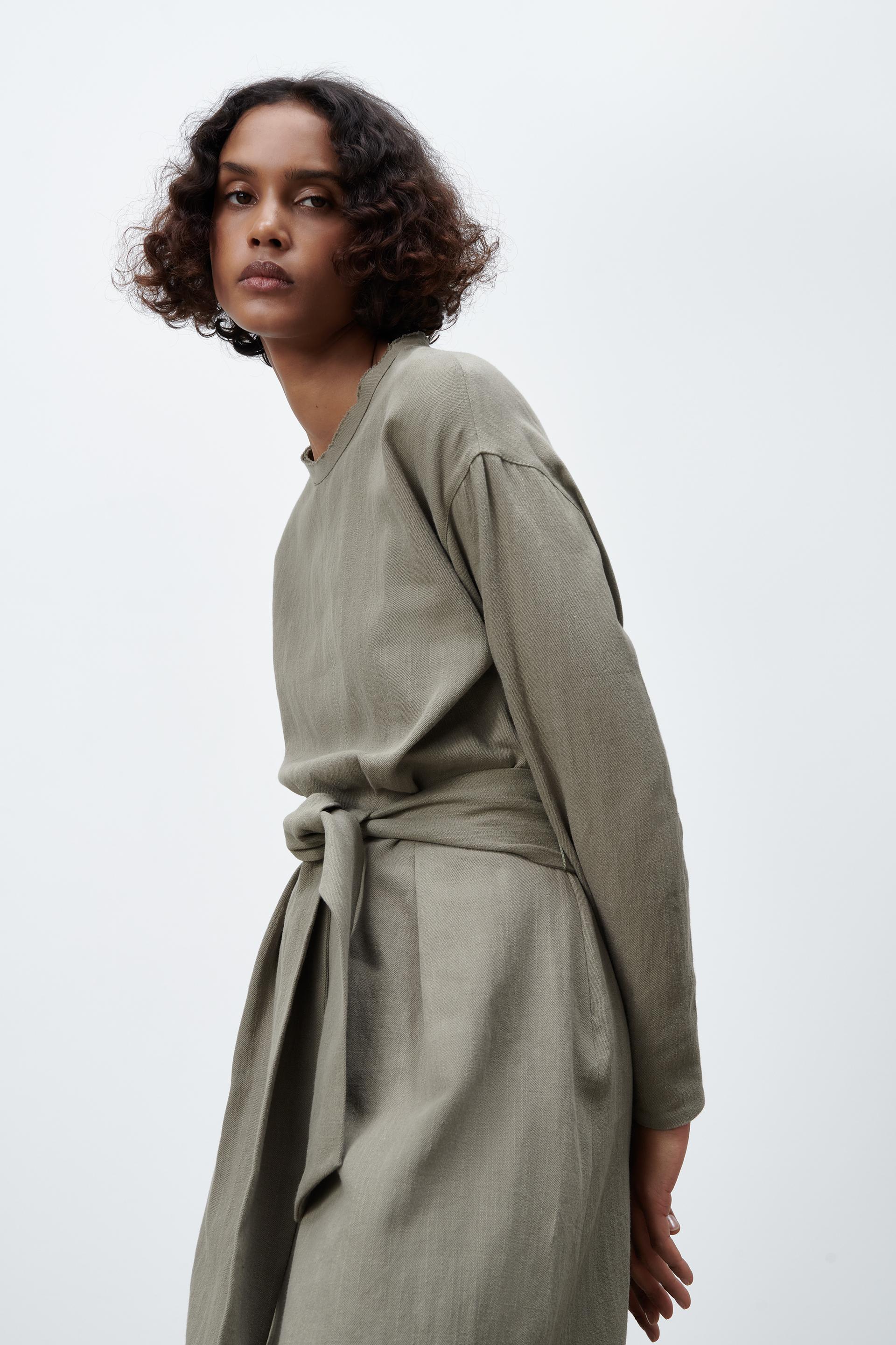 リネンブレンド ミディワンピース Zara Japan 日本 リネンブレンド ミディワンピース Zara Japan 日本