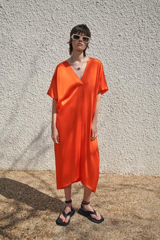 Εικόνα 0 του ΦΟΡΕΜΑ ΤΟΥΝΙΚ ΣΑΤΙΝΕ από Zara