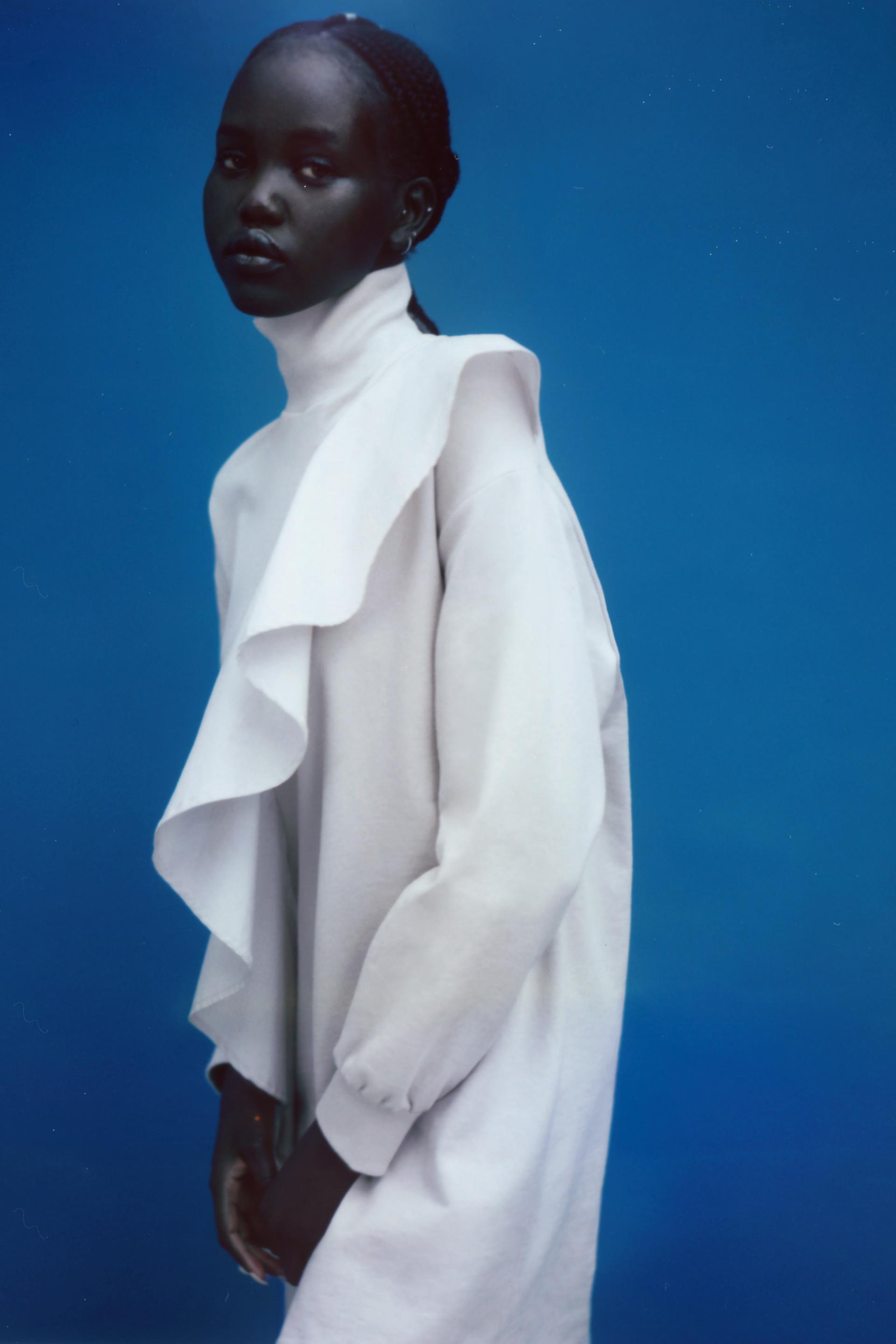 フリル付きミニワンピース Zara Japan 日本 フリル付きミニワンピース Zara Japan 日本