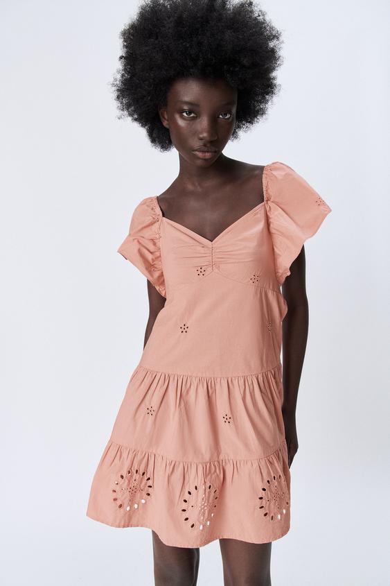 カットワーク刺繍ワンピース Zara Japan 日本 カットワーク刺繍ワンピース Zara Japan 日本