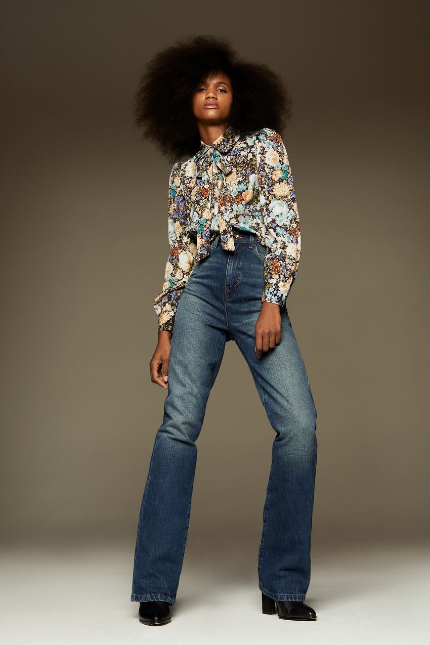 Image 1 of PRINTED CROPPED SHIRT from Zara