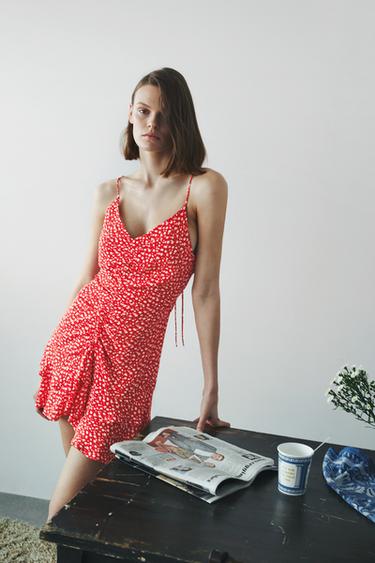 花柄ワンピース レディース 最新コレクション Zara 日本 花柄ワンピース レディース 最新コレクション Zara 日本