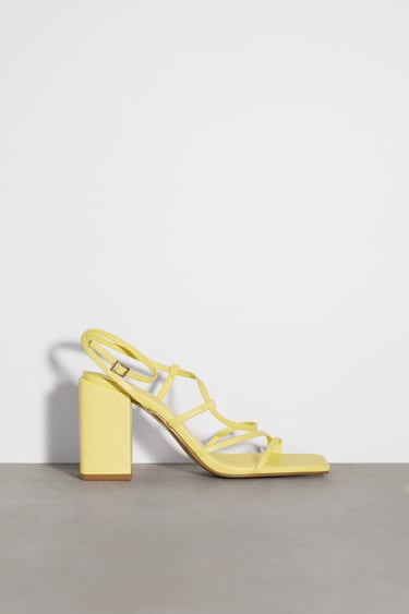 TIED HEELED SANDALS WITH SQUARE TOE