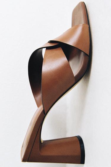mules compensées zara
