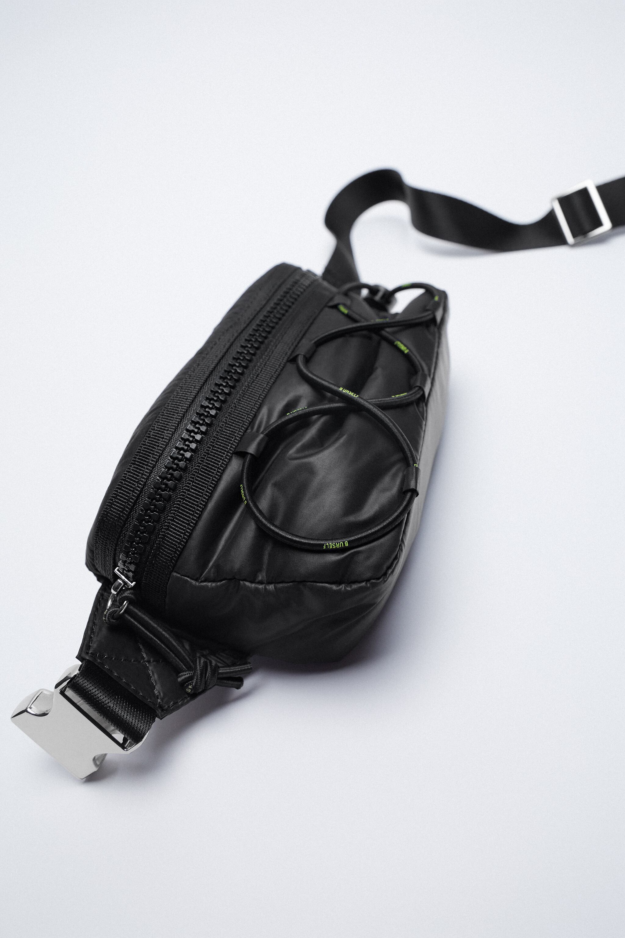 BELT BAG WITH SLOGAN