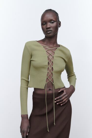 Image 0 of RIBBED TOP WITH TIED DETAIL from Zara