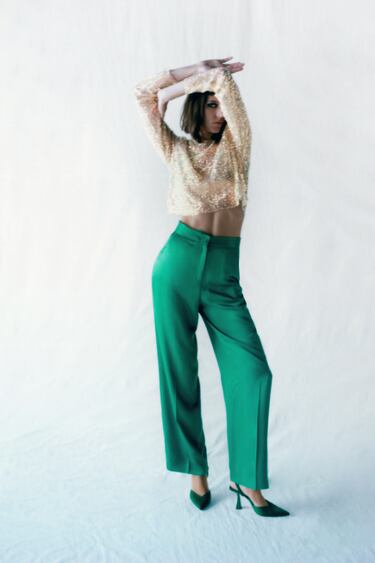 Image 0 of CROPPED TOP WITH SEQUINS from Zara