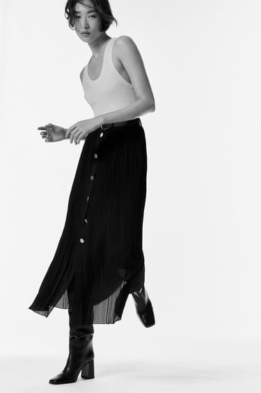 Image 0 of PLEATED SKIRT WITH BELT from Zara