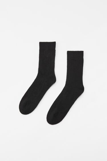 Image 0 of CASHMERE WOOL BLEND SOCKS from Zara