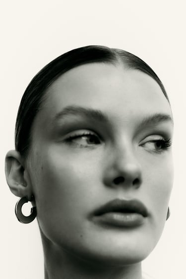 Image 0 of PACK OF HOOP EARRINGS from Zara