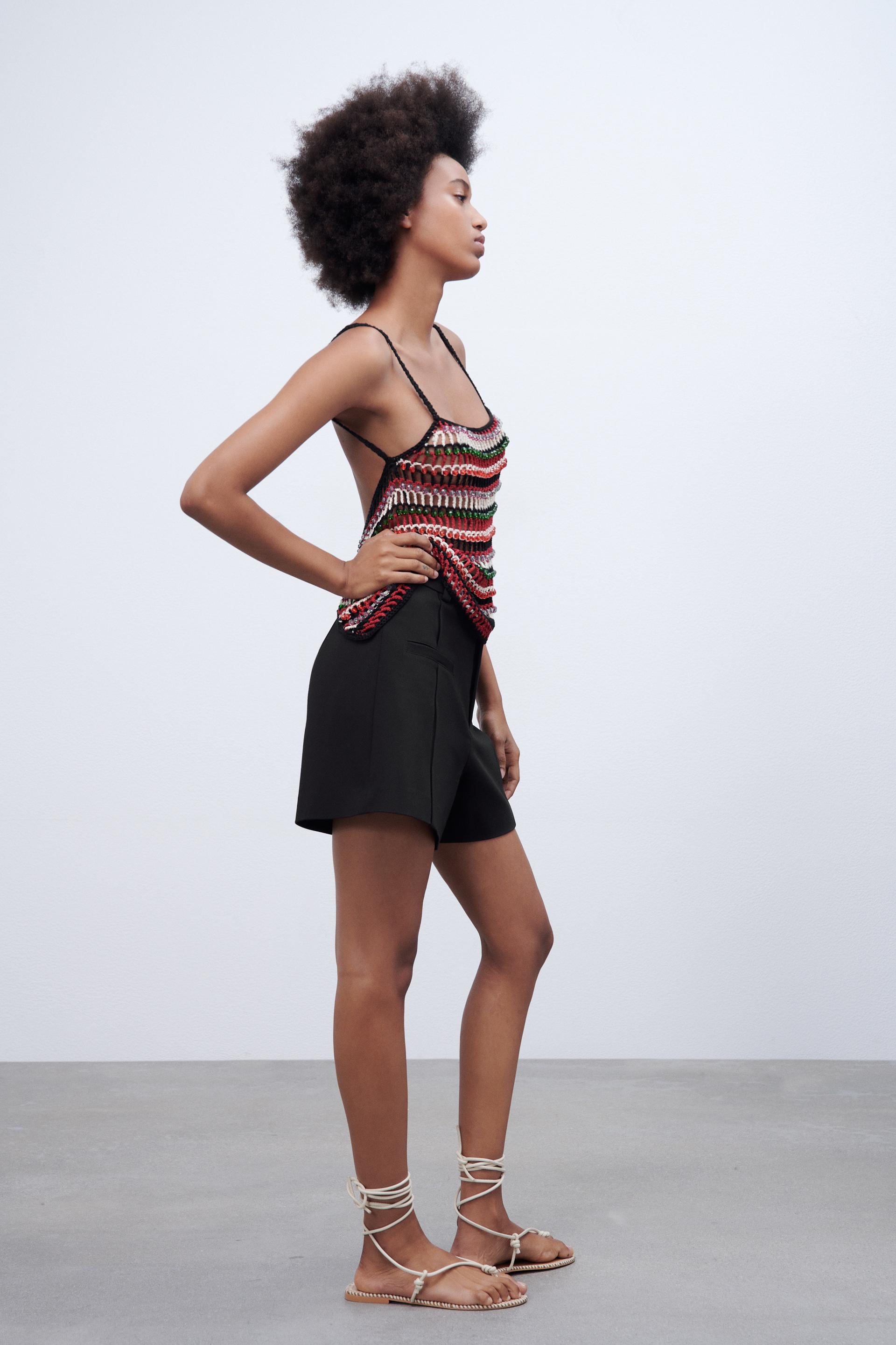 HIGH-WAIST BERMUDA SHORTS - Black 