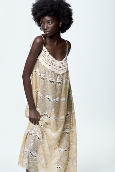 Image 0 of LIMITED EDITION KNIT DRESS WITH SEQUINS from Zara