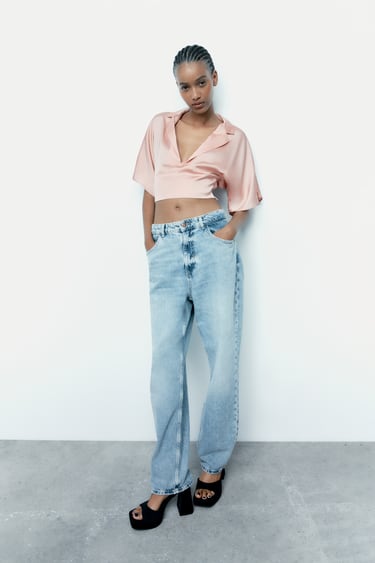 Image 0 of CROPPED SATIN EFFECT BLOUSE from Zara