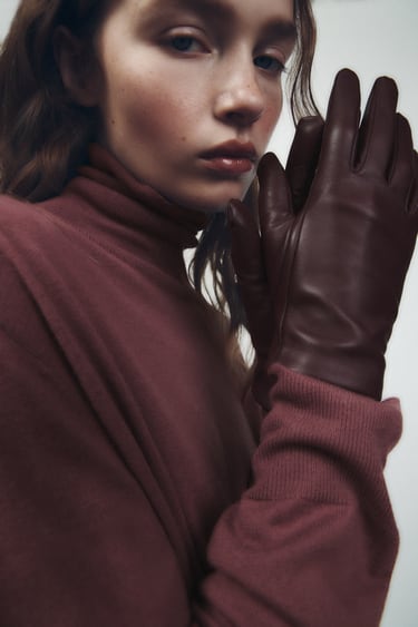 Image 0 of LEATHER GLOVES from Zara