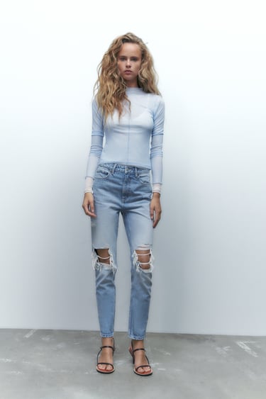 Image 0 of RIPPED MOM FIT JEANS from Zara