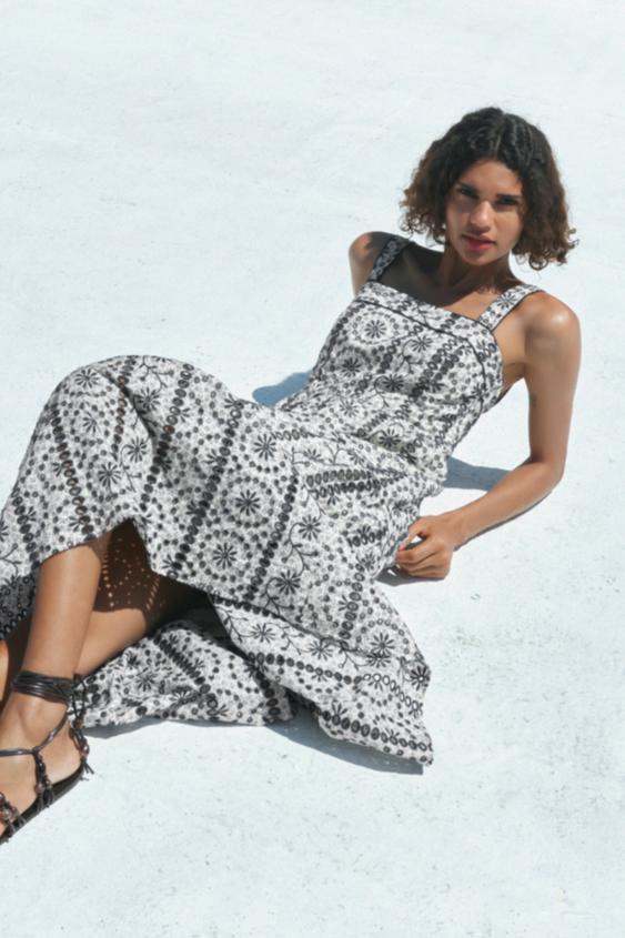 カットワーク エンブロイダリー ミディワンピース 青色 白色 Zara Japan 日本 カットワーク エンブロイダリー ミディワンピース 青色 白色 Zara Japan 日本