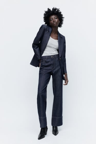 Image 0 of Z1975 HIGH-RISE JEANS WITH FRONT SEAM DETAIL from Zara