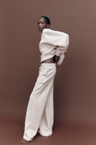 Image 0 of STRAIGHT FIT TROUSERS from Zara