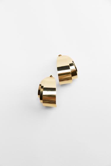 Pendientes dorados de Zara