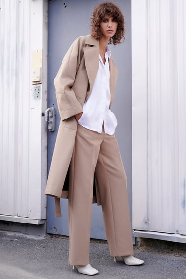 Image 0 of OVERSIZED TRENCH WITH POCKETS from Zara