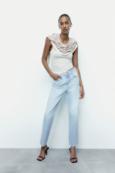 Image 0 of Z1975 HIGH-RISE STRAIGHT JEANS from Zara