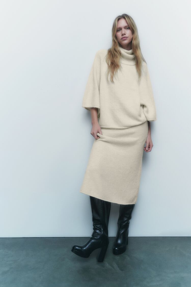 Long Knit Skirt Zara