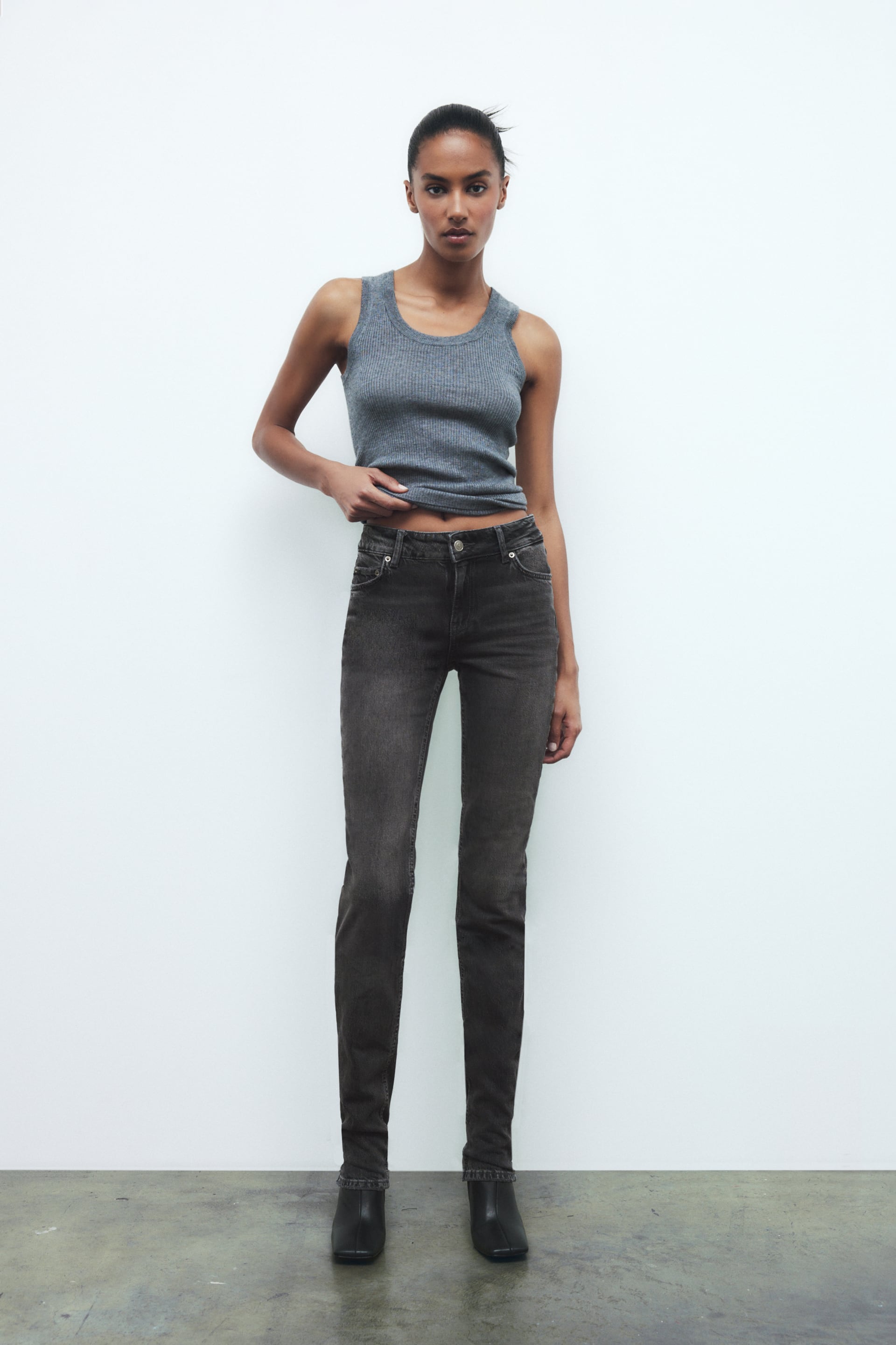 ballet Panther Hula hoop ZW THE LOW RISE STRAIGHT LEG JEANS - Black | ZARA United States