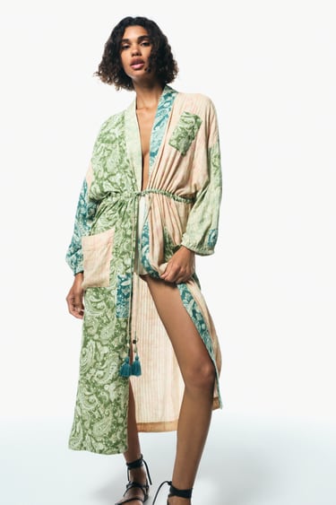 Image 0 of PRINTED KIMONO WITH TASSELS from Zara