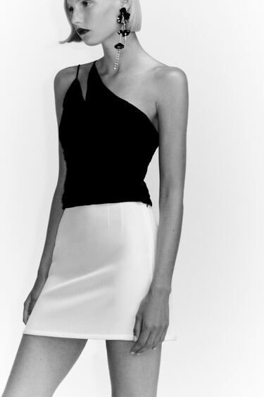 Image 0 of ASYMMETRIC ONE SHOULDER TOP from Zara
