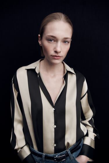 Image 0 of STRIPED OVERSIZE SHIRT from Zara