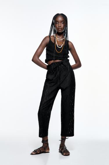 Pantalones anchos negros de Anchos y harén para Mujer de Zara | FASHIOLA.es