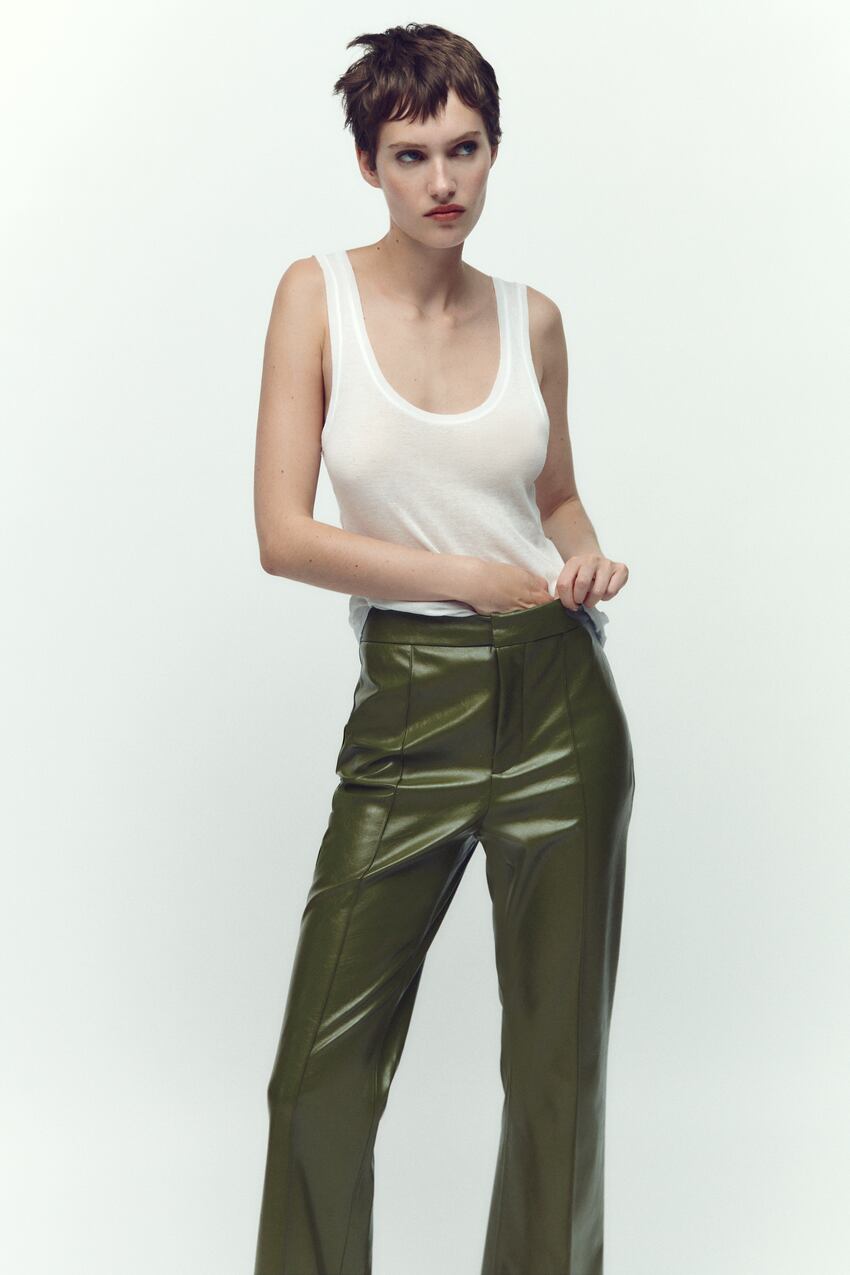 FAUX LEATHER FLARED TROUSERS - Green