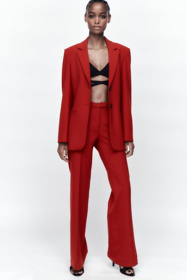 Image 0 of MINIMALIST FITTED BLAZER LIMITED EDITION from Zara