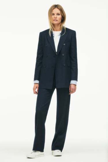 Image 0 of LOW RISE MENSWEAR STYLE PANTS LIMITED EDITION from Zara