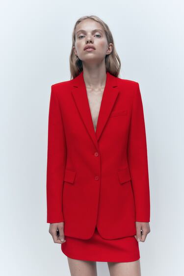 Image 0 of FITTED BLAZER WITH POCKETS from Zara