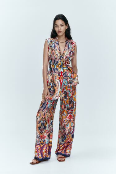 Image 0 of BELTED PRINTED VEST from Zara