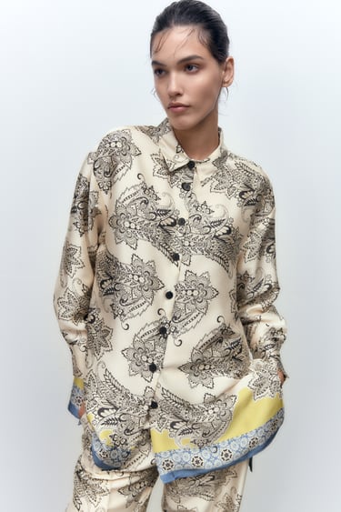 Image 0 of LONG PRINTED BLOUSE from Zara