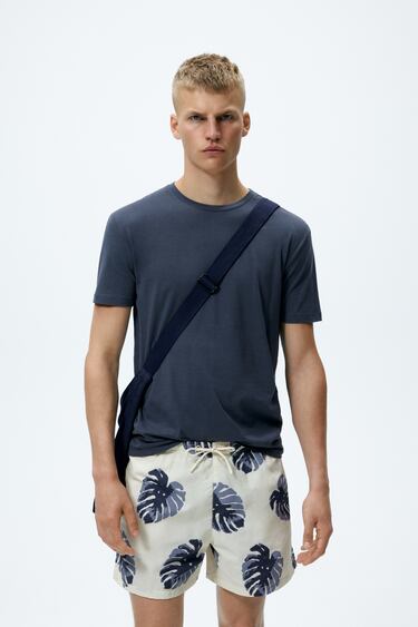 Image 0 of LEAF PRINT SWIMMING TRUNKS from Zara