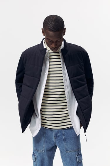 ภาพ 0 จาก เสื้อแจ็กเก็ตผ้าเทคนิคบุนวม จาก Zara