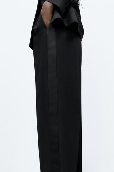 Image 0 of WIDE-LEG TROUSERS WITH SIDE STRIPES from Zara