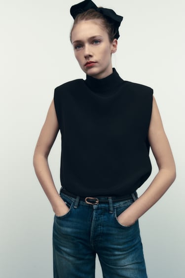 Image 0 of SHOULDER PAD TOP from Zara