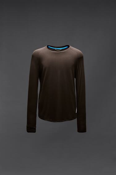 Image 0 of SEAMLESS LONG SLEEVE TOP from Zara