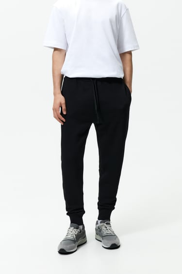 Image 0 of BASIC JOGGING TROUSERS from Zara