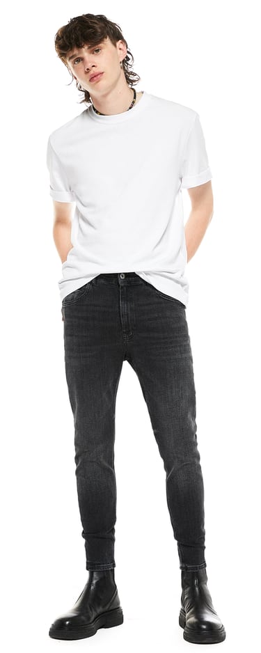 TAPERED SKINNY JEANS