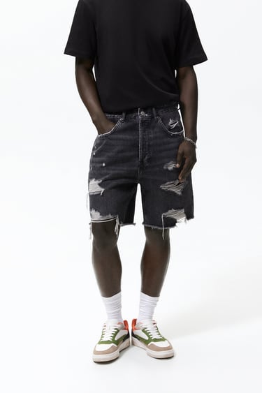 Image 0 of RIPPED DENIM BERMUDA SHORTS WITH TOPSTITCHING from Zara