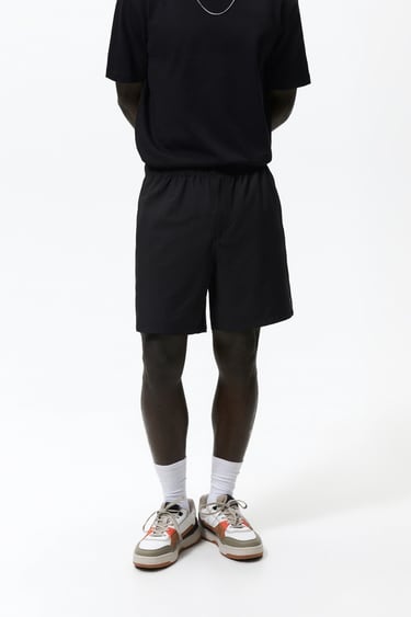 Image 0 of TECHNICAL BERMUDA JOGGERS from Zara