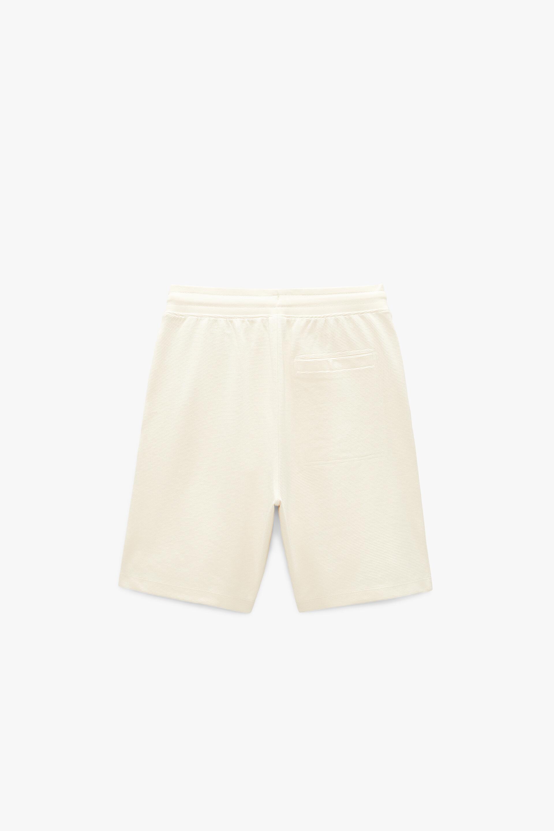 TEXTURED OTTOMAN BERMUDA SHORTS 